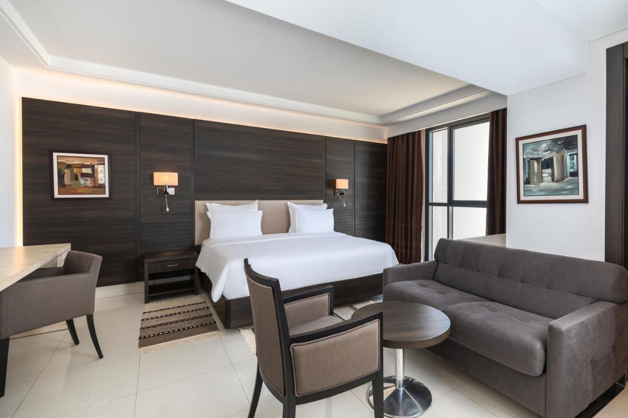 Radisson Hotel Σφαξ Εξωτερικό φωτογραφία A suite at the hotel