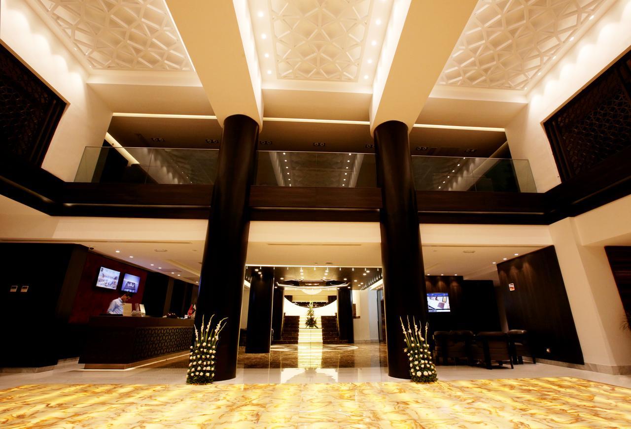 Radisson Hotel Σφαξ Εξωτερικό φωτογραφία The lobby of the hotel